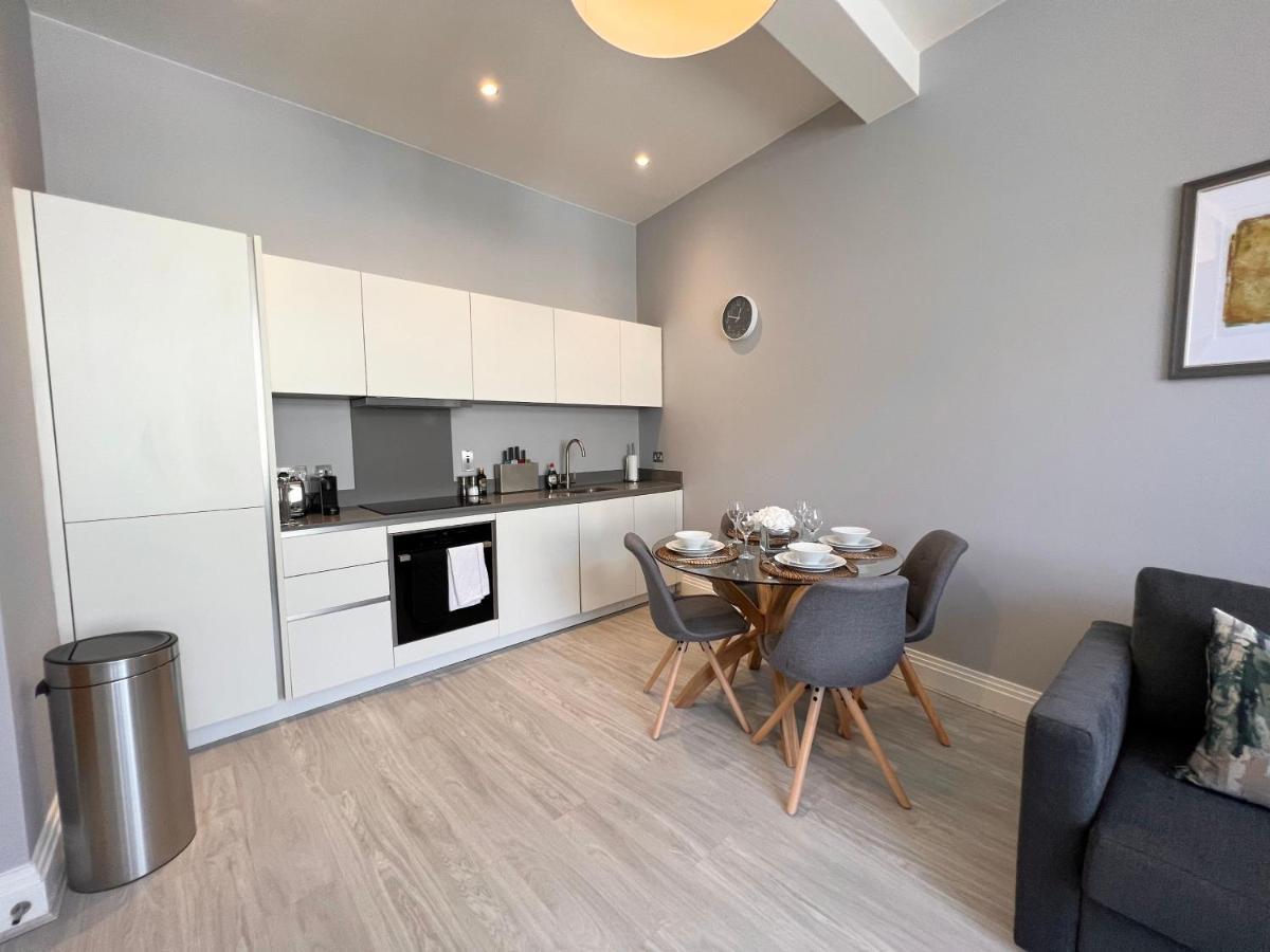 Urban Living'S - Windsor Castle Luxury Apartments Zewnętrze zdjęcie