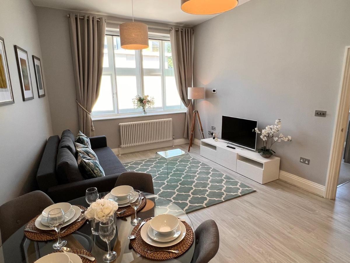 Urban Living'S - Windsor Castle Luxury Apartments Zewnętrze zdjęcie