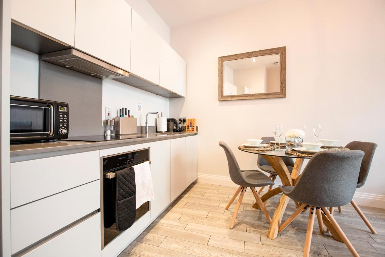 Urban Living'S - Windsor Castle Luxury Apartments Zewnętrze zdjęcie