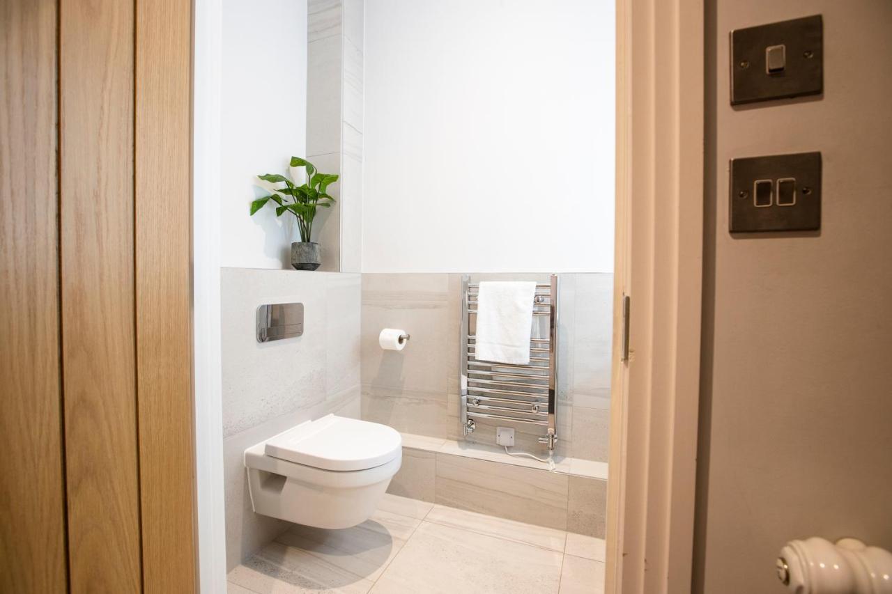 Urban Living'S - Windsor Castle Luxury Apartments Zewnętrze zdjęcie
