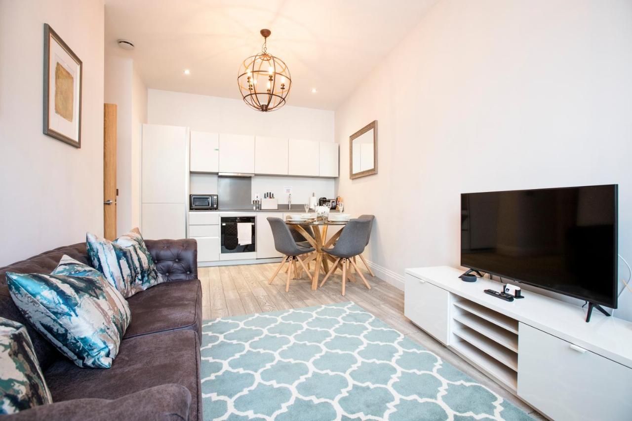 Urban Living'S - Windsor Castle Luxury Apartments Zewnętrze zdjęcie